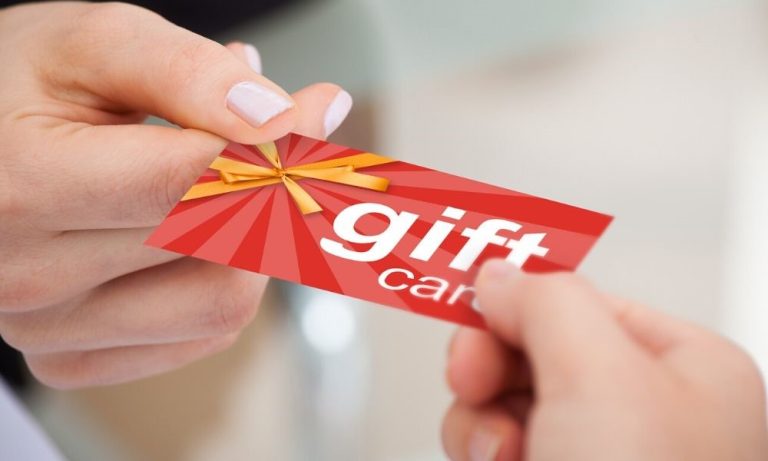 What are the advantages of giving gift cards to clients?
